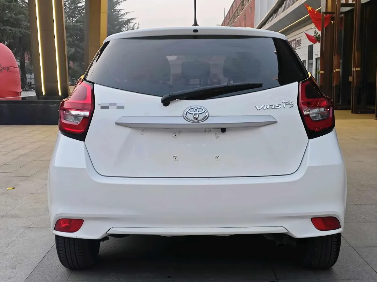 2021 Toyota Vios FS 1.5L 110HP L4 5MT,autocango,china used car exporter,china ev exporter,chinese used car exporter,chinese used ev exporter