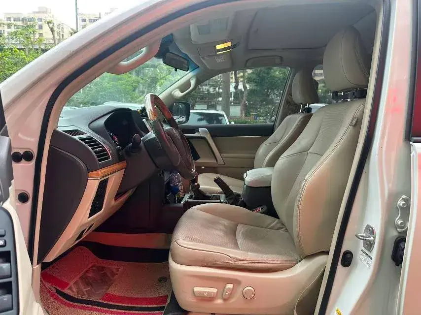 2018 TOYOTA LAND thumbnail 2