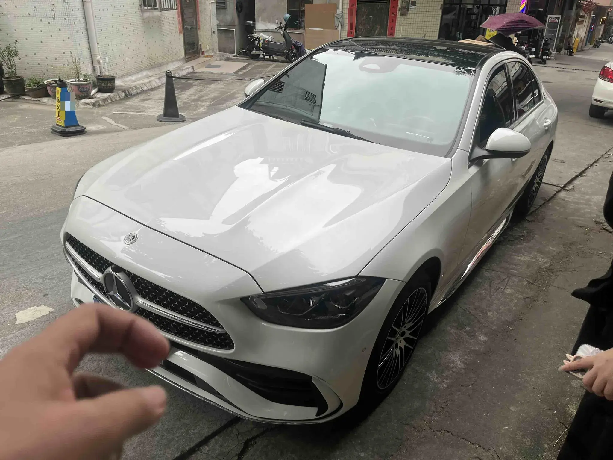 2023 MERCEDES-BENZ C view 1