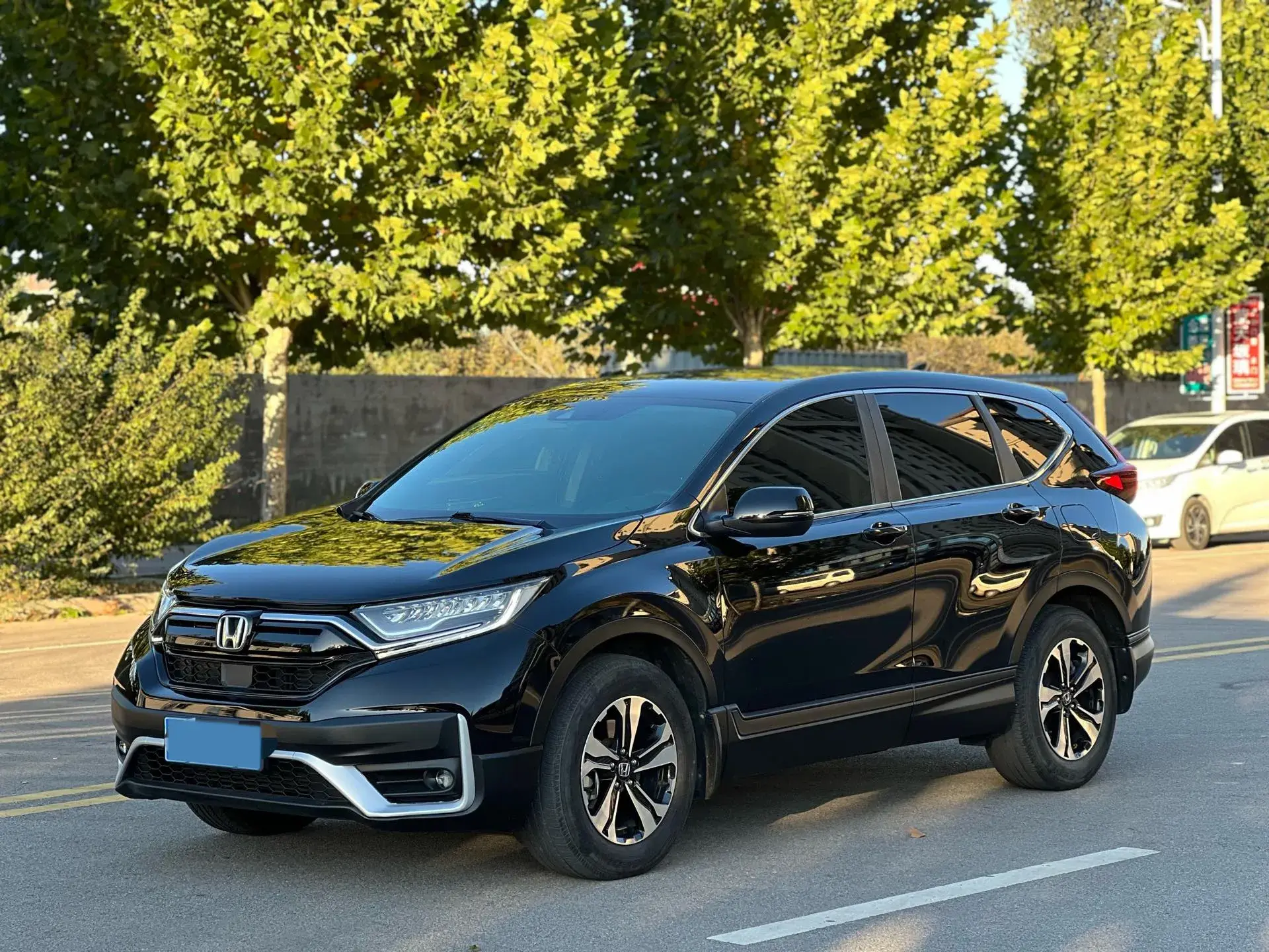 2021 HONDA CR-V view 1