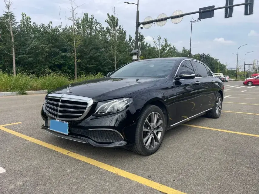 2020 MERCEDES-BENZ E view 1