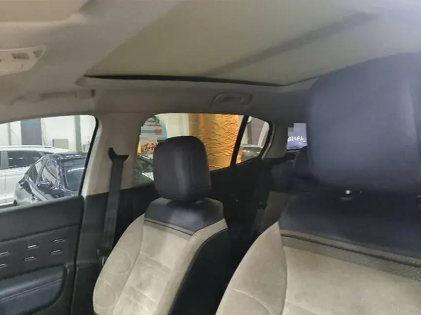 2022 CITROEN C5 thumbnail 4