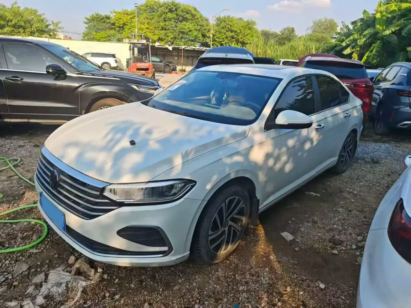 2023 VOLKSWAGEN LAVIDA view 1