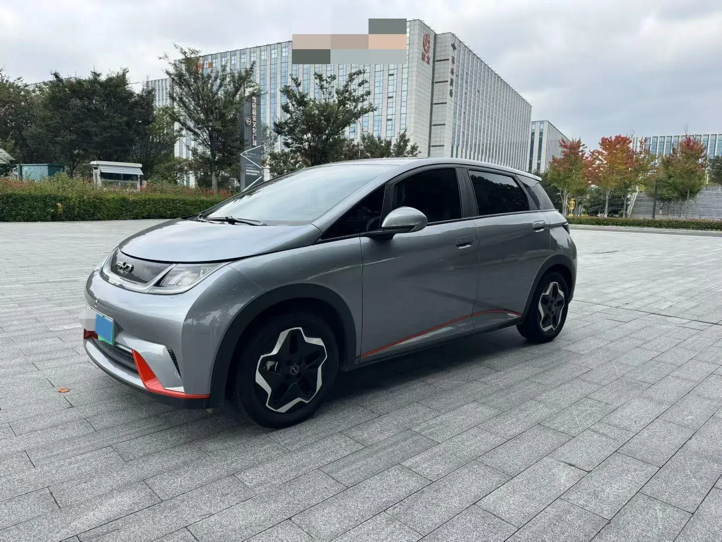 2021 BYD DOLPHIN view 1