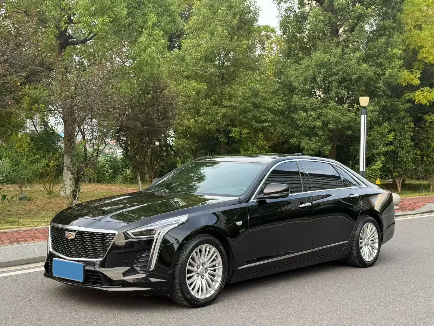 2022 CADILLAC CT6 view 1