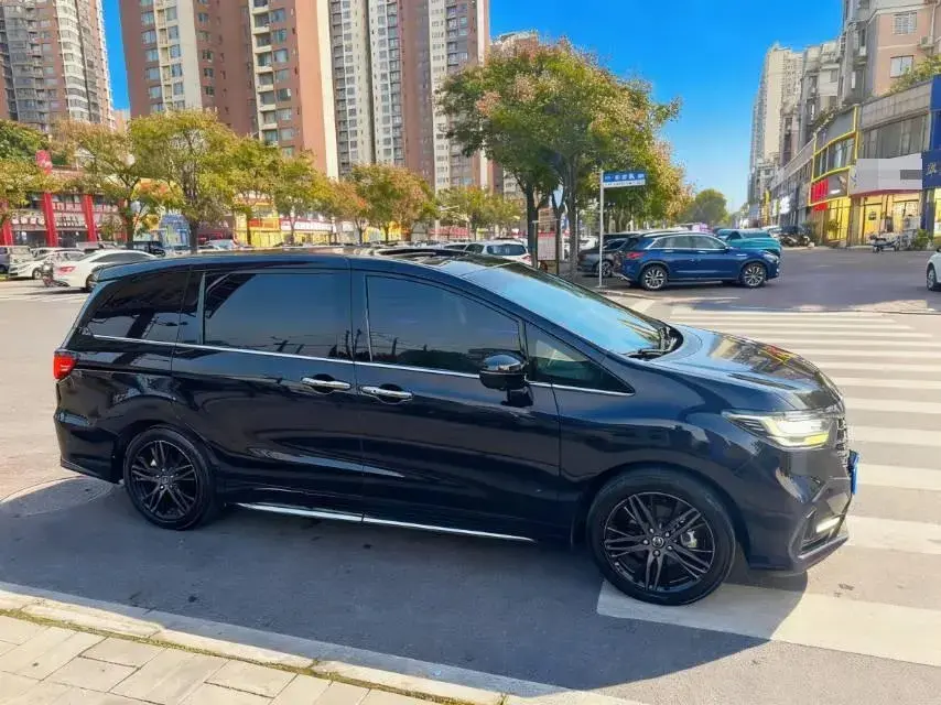 2022 HONDA ODYSSEY thumbnail 4