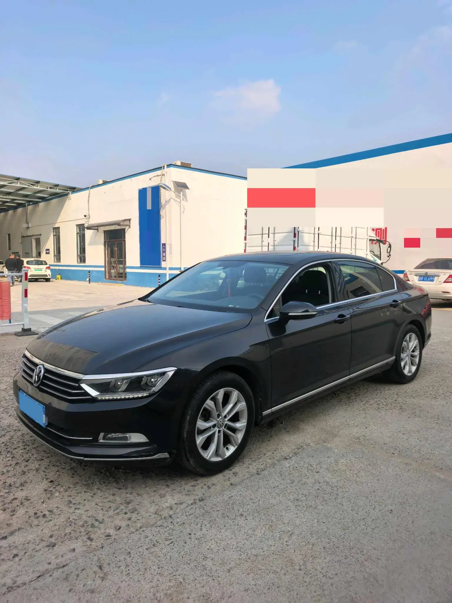 2019 VOLKSWAGEN MAGOTAN view 1
