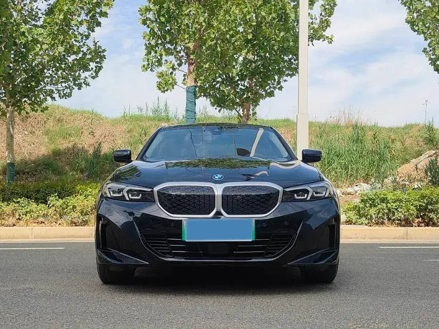 2025 BMW I3 thumbnail 2