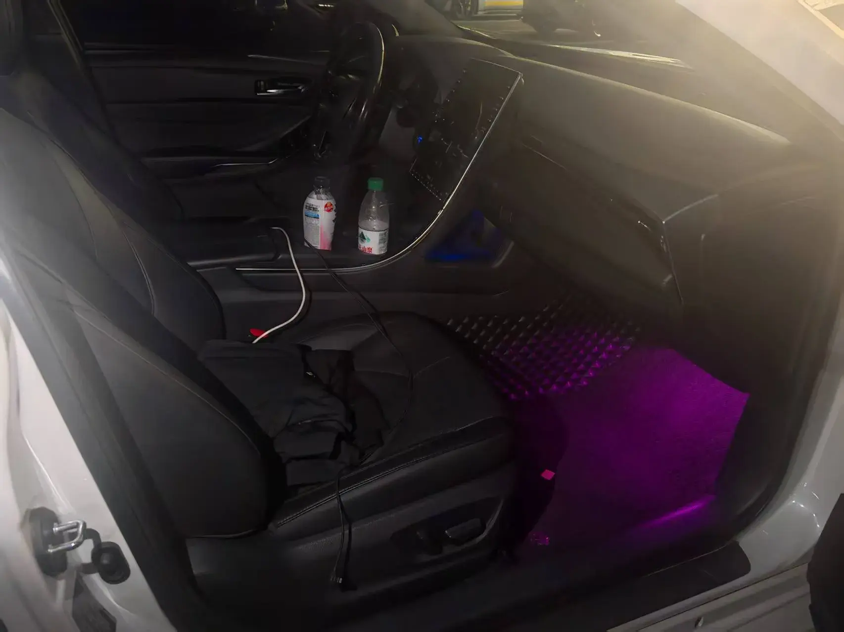 2019 TOYOTA AVALON thumbnail 4