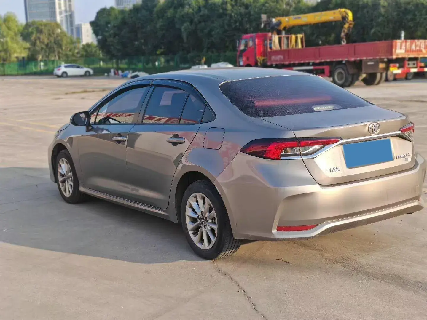 2021 TOYOTA COROLLA thumbnail 4