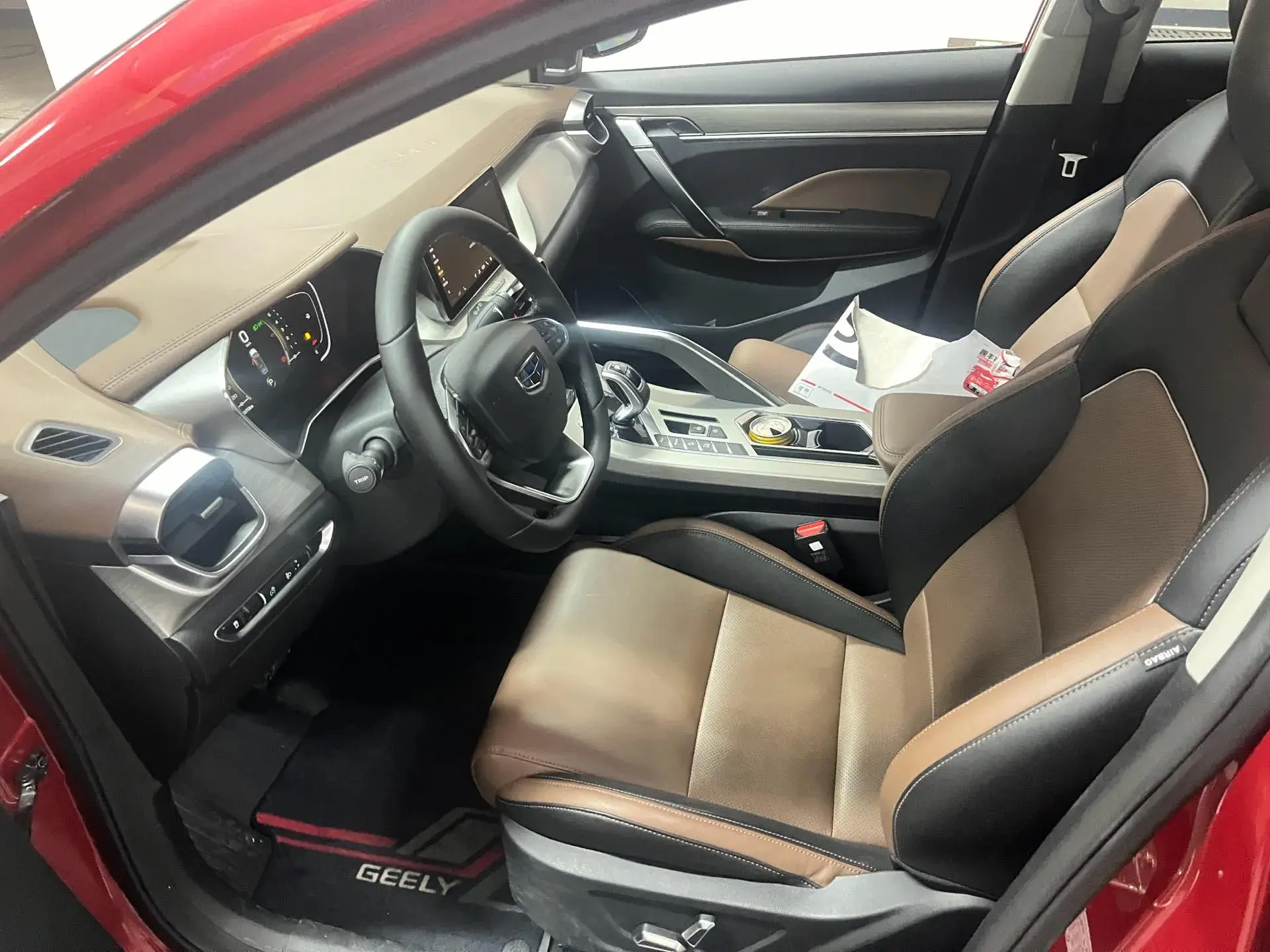 2019 GEELY COOLRAY thumbnail 3