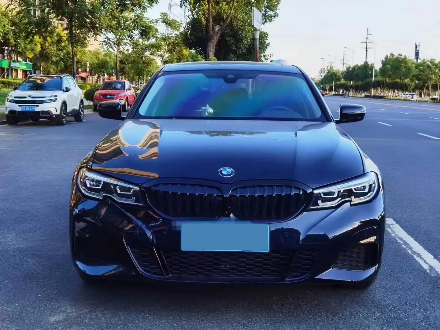 2022 BMW 3 thumbnail 2