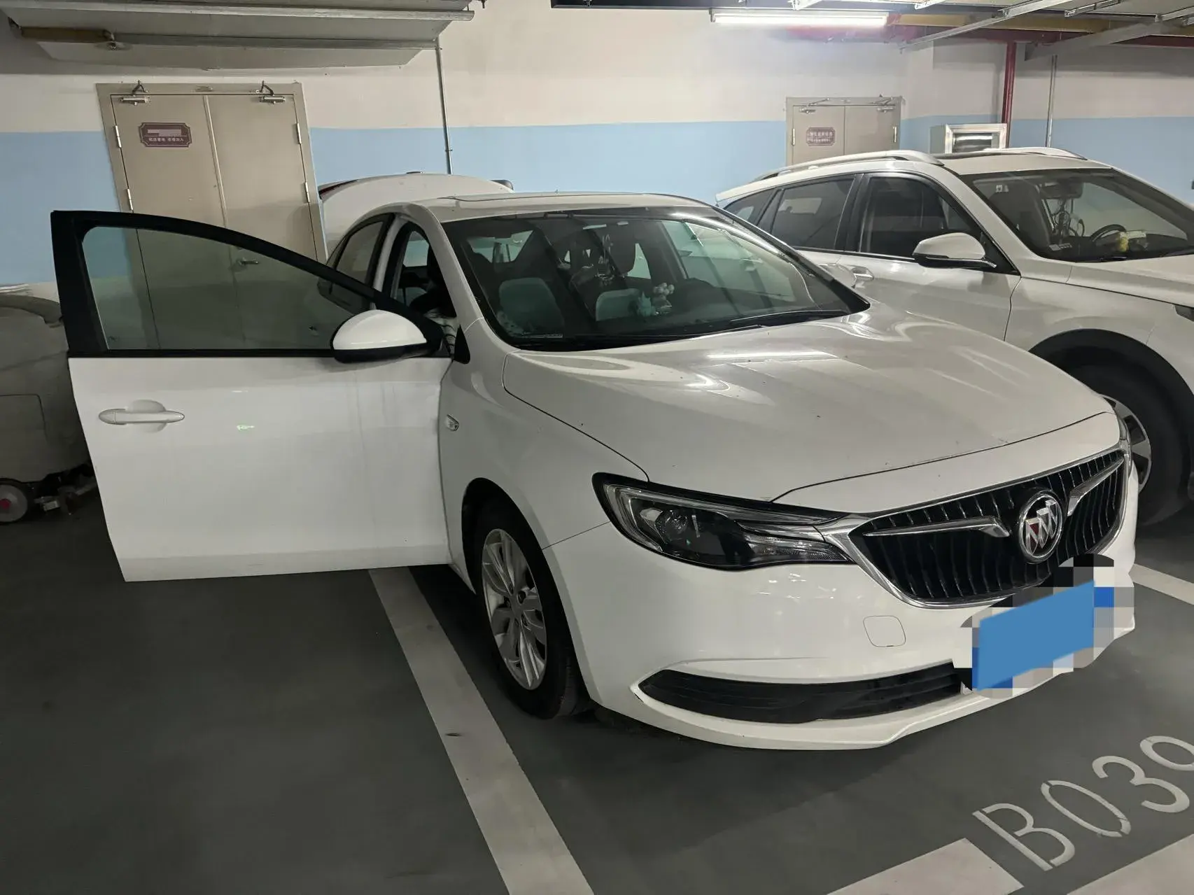 2020 BUICK REGAL thumbnail 2