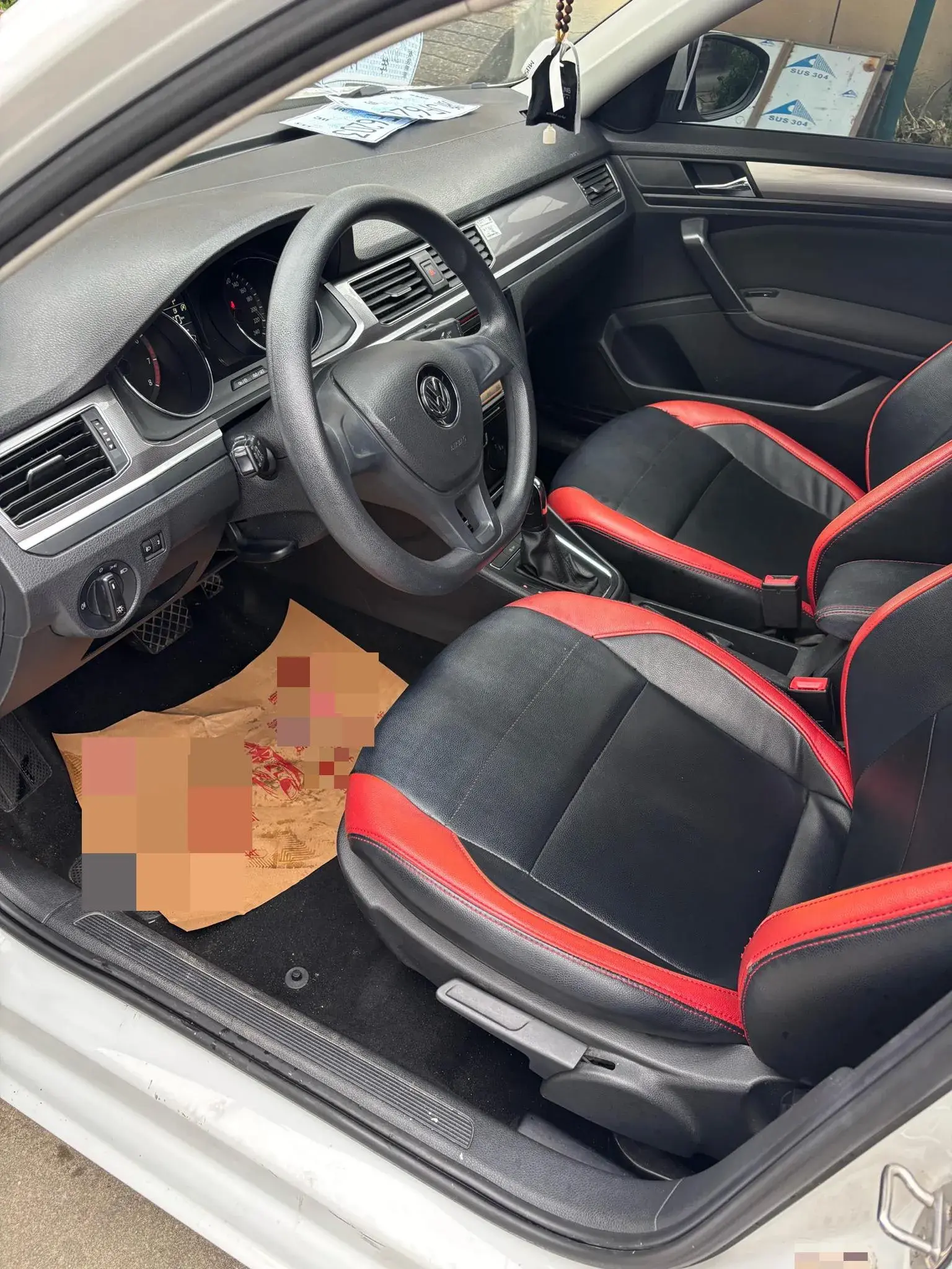 2019 VOLKSWAGEN BORA thumbnail 4