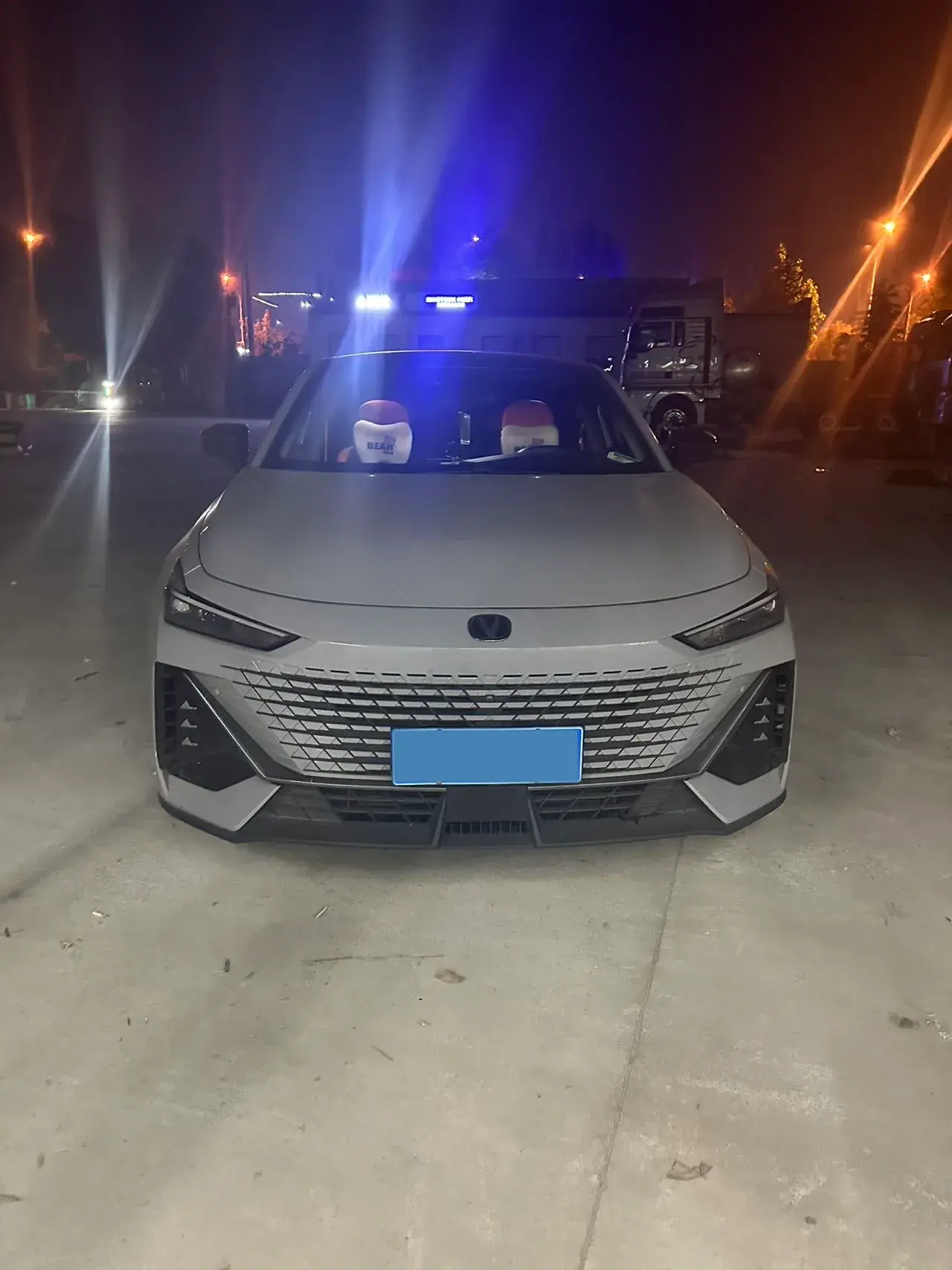 2022 CHANGAN UNI-V thumbnail 3