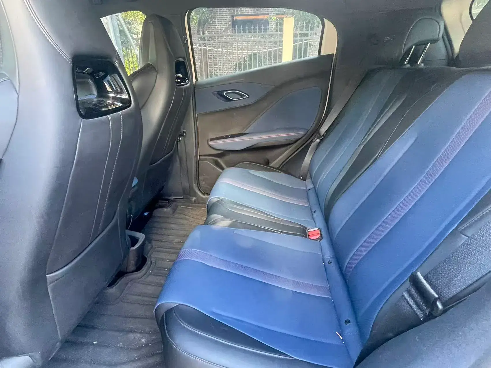 2023 GEELY GALAXY thumbnail 3