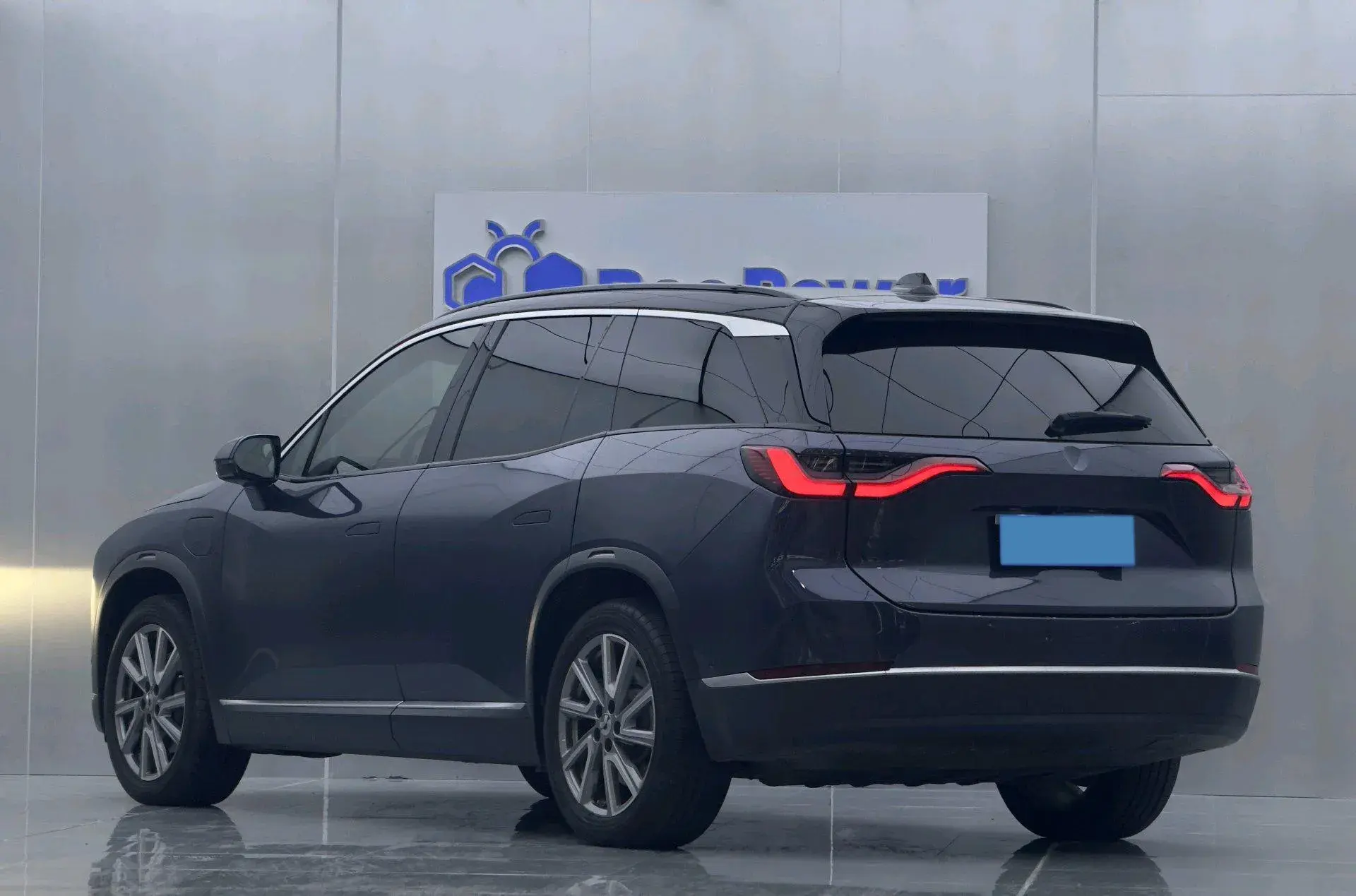 2020 NIO ES8 thumbnail 2