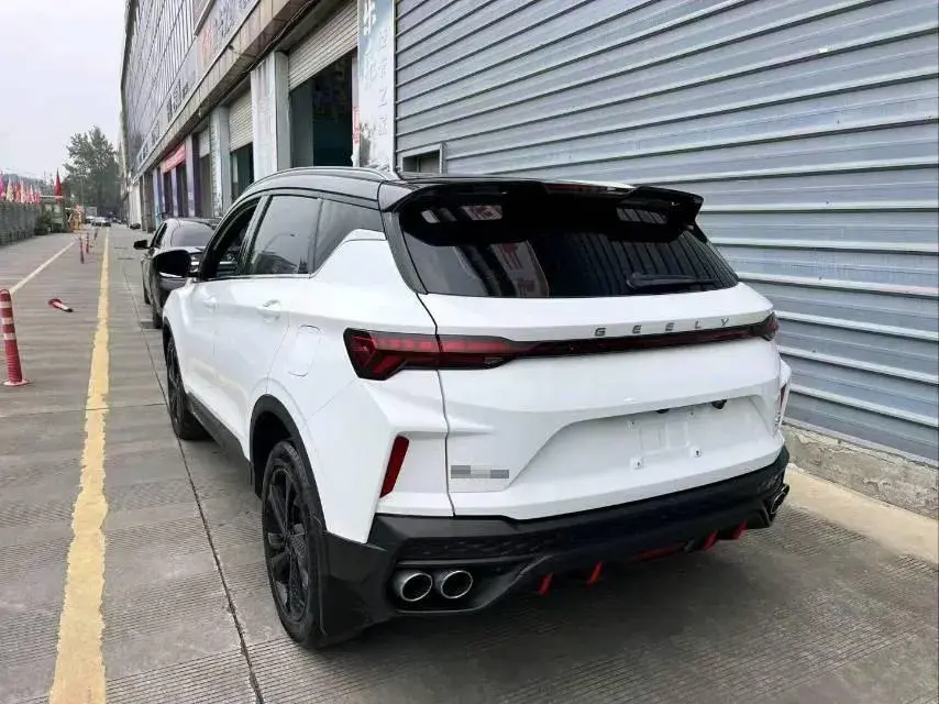 2022 GEELY COOLRAY thumbnail 3