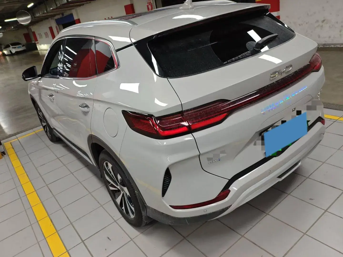 2024 BYD SONG thumbnail 4