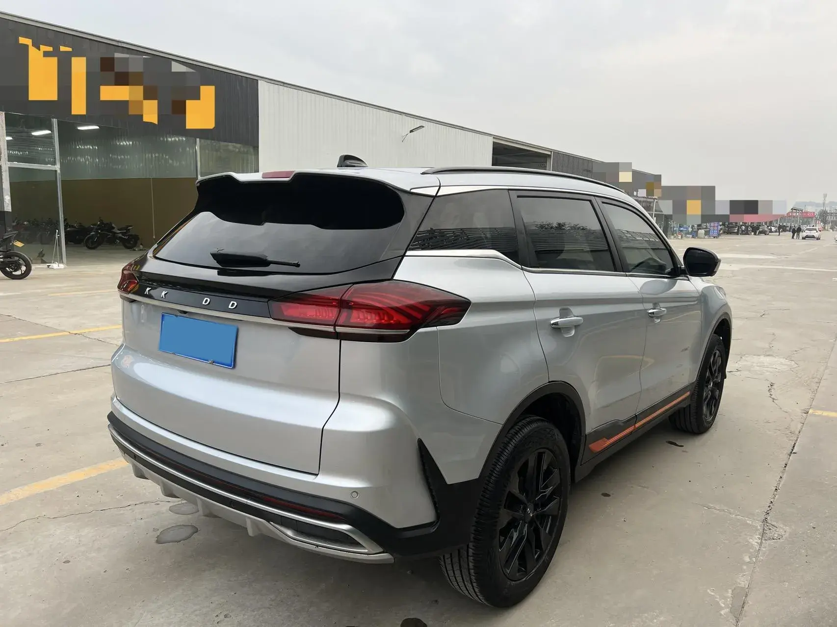 2020 GEELY AZKARRA thumbnail 4