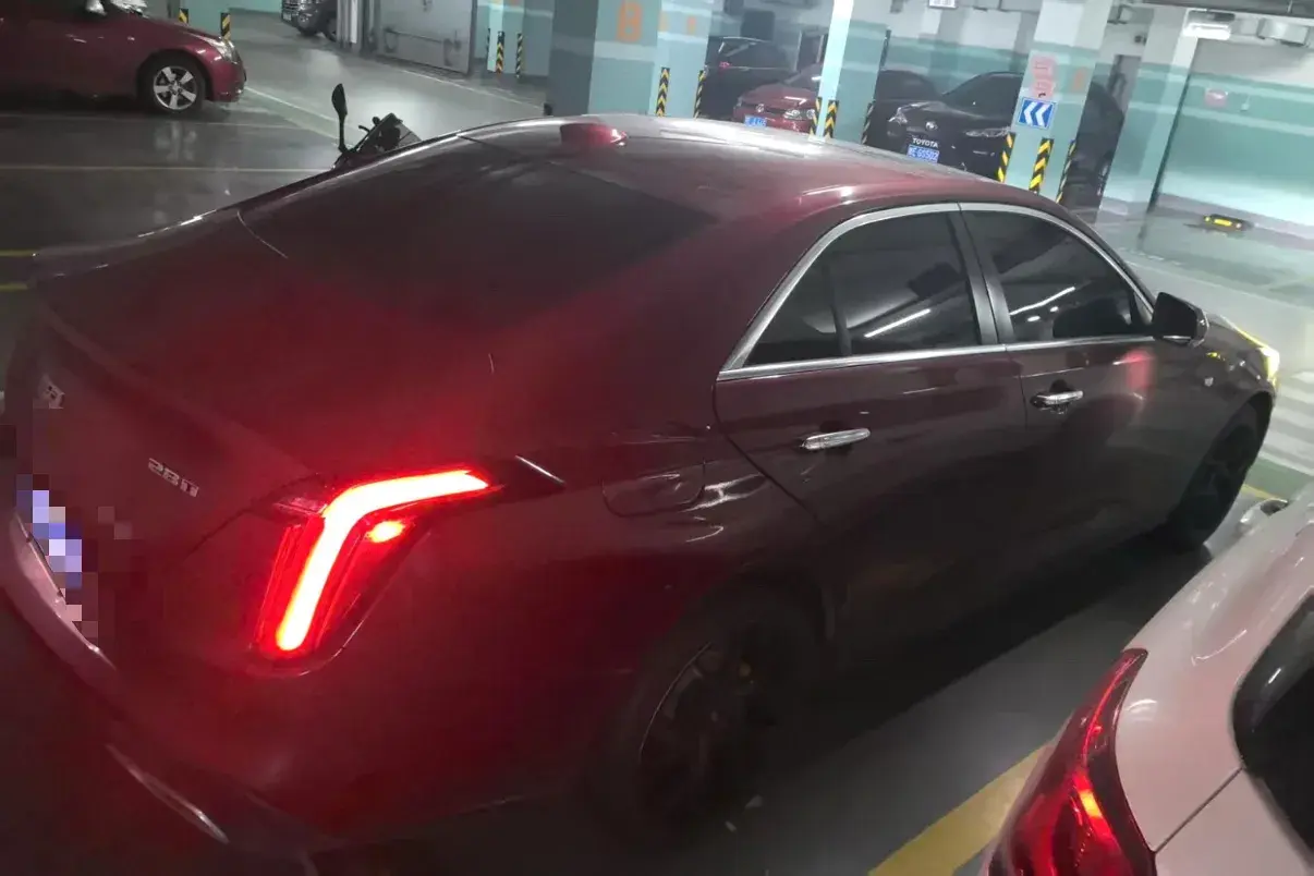 2021 CADILLAC CT4 thumbnail 4