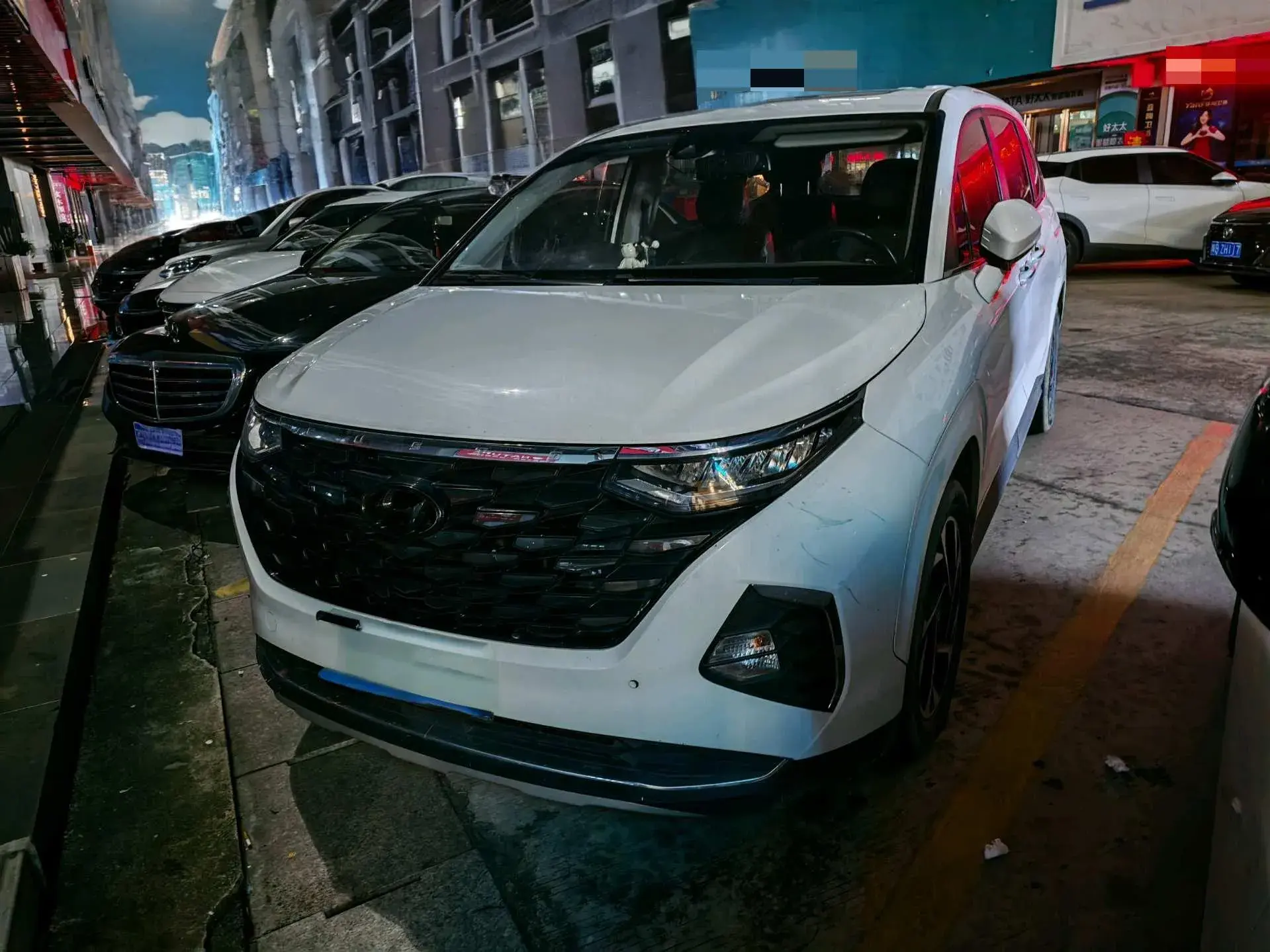 2021 HYUNDAI CUSTO view 1