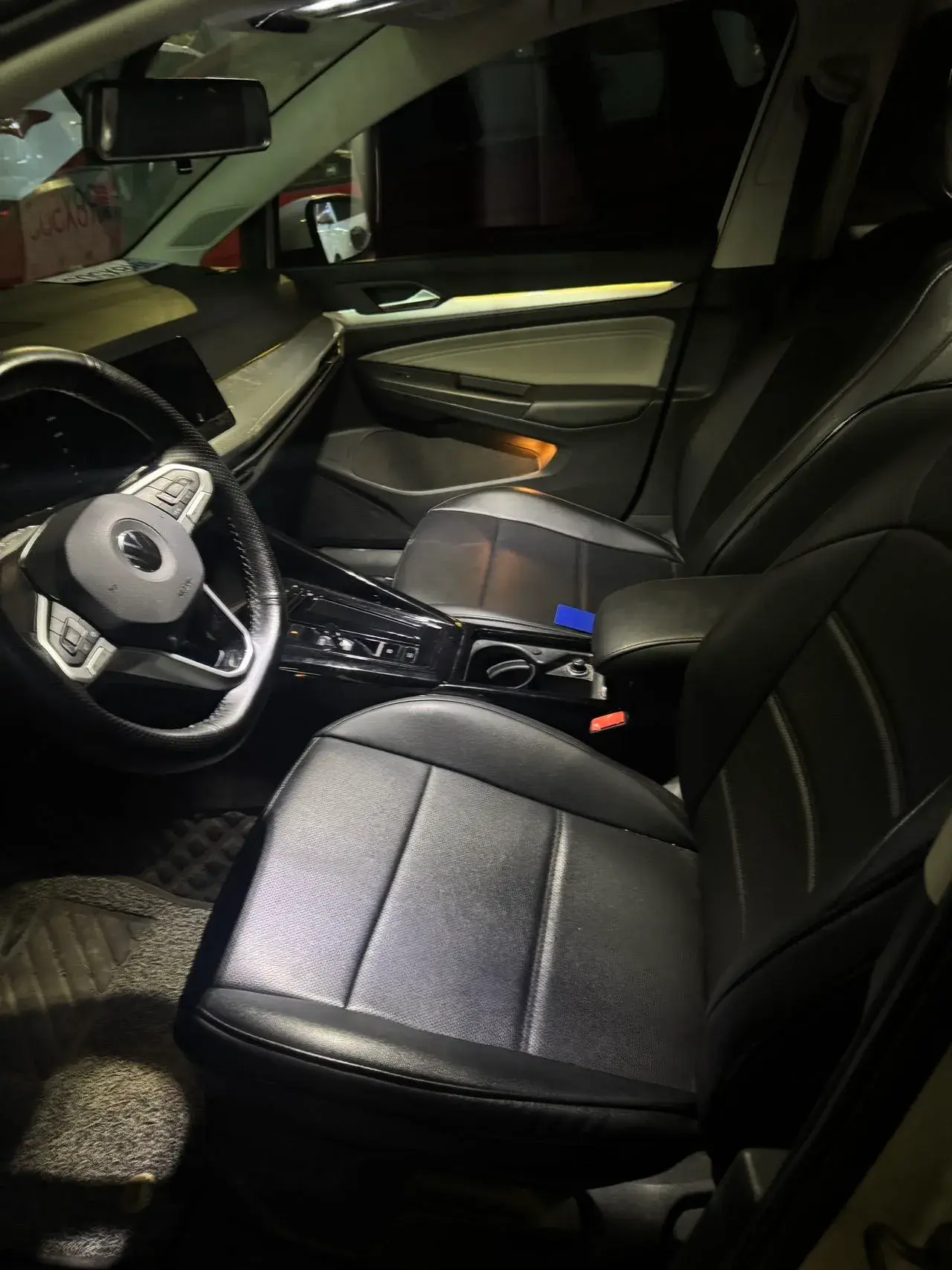 2021 VOLKSWAGEN GOLF thumbnail 4