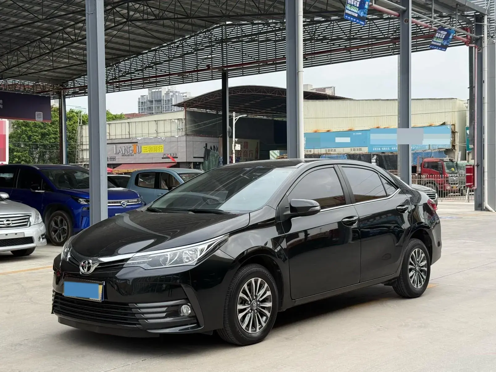 2018 TOYOTA COROLLA view 1