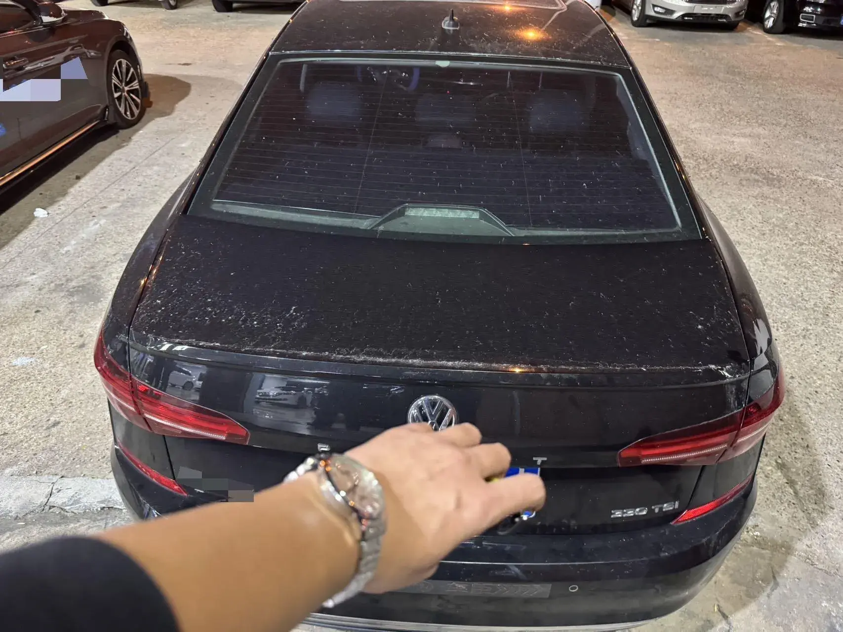 2019 VOLKSWAGEN PASSAT thumbnail 3