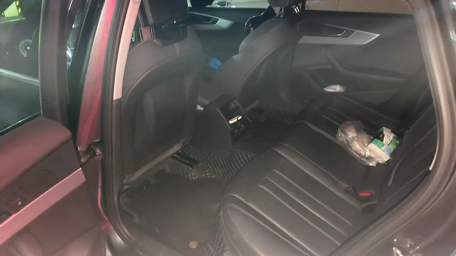 2022 AUDI A4L thumbnail 4