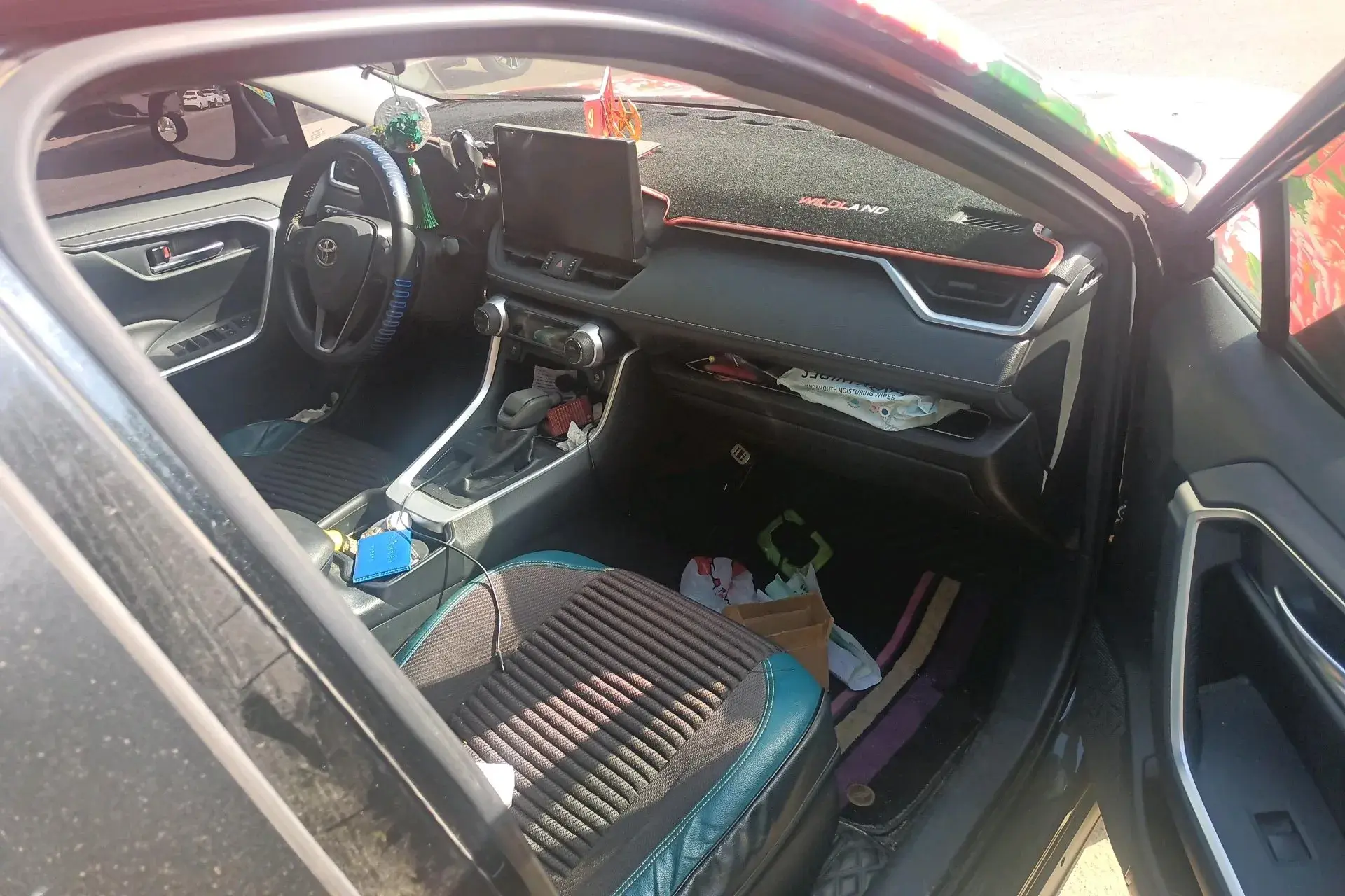 2020 TOYOTA WILDLANDER thumbnail 2