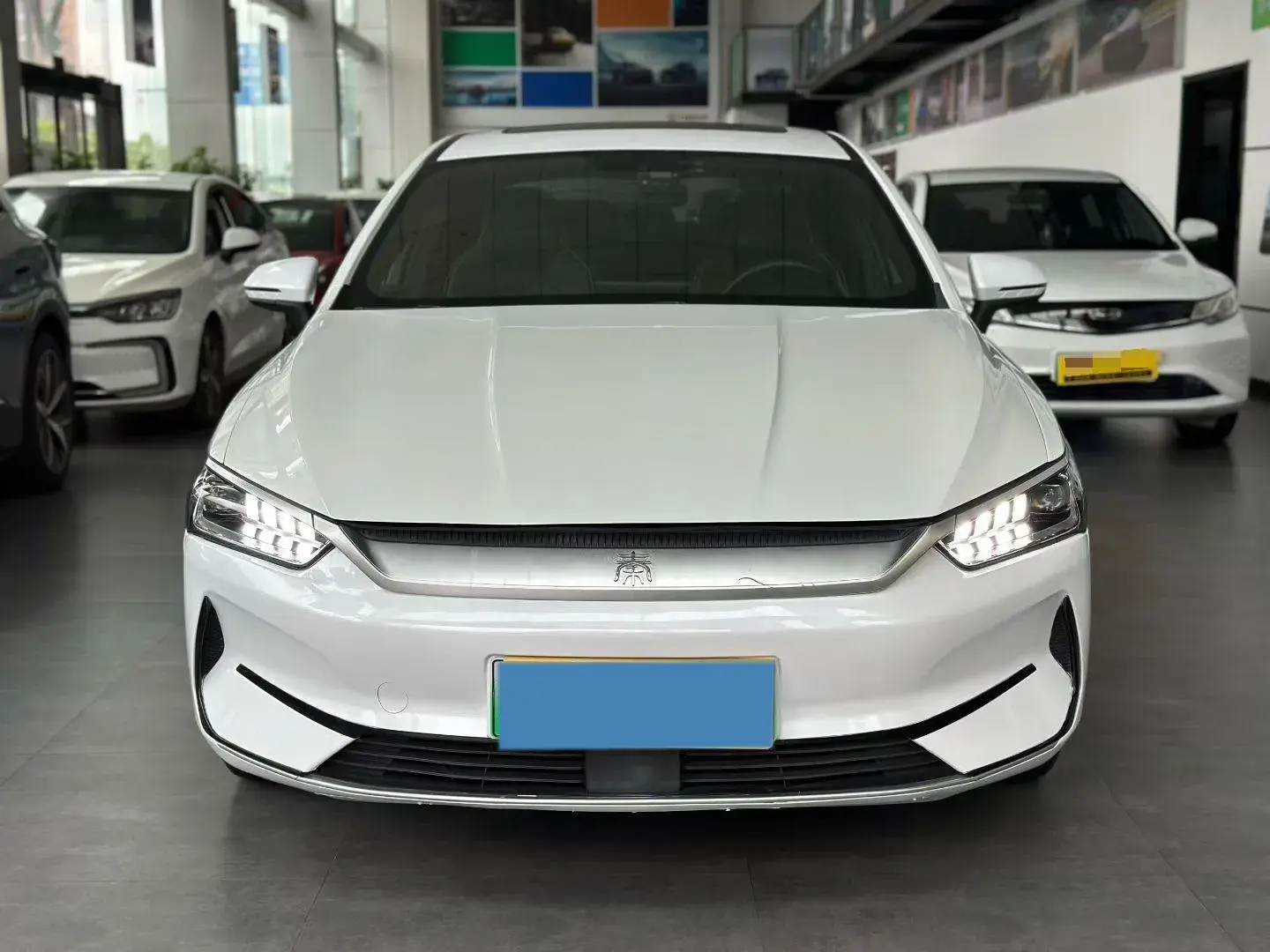 2021 BYD QIN thumbnail 2