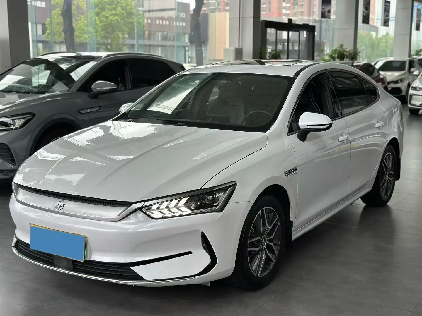 2021 BYD QIN view 1