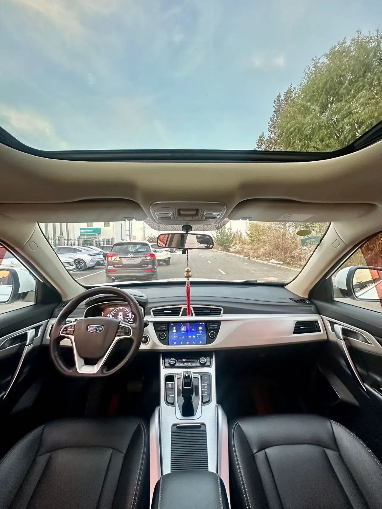 2020 GEELY AZKARRA thumbnail 4