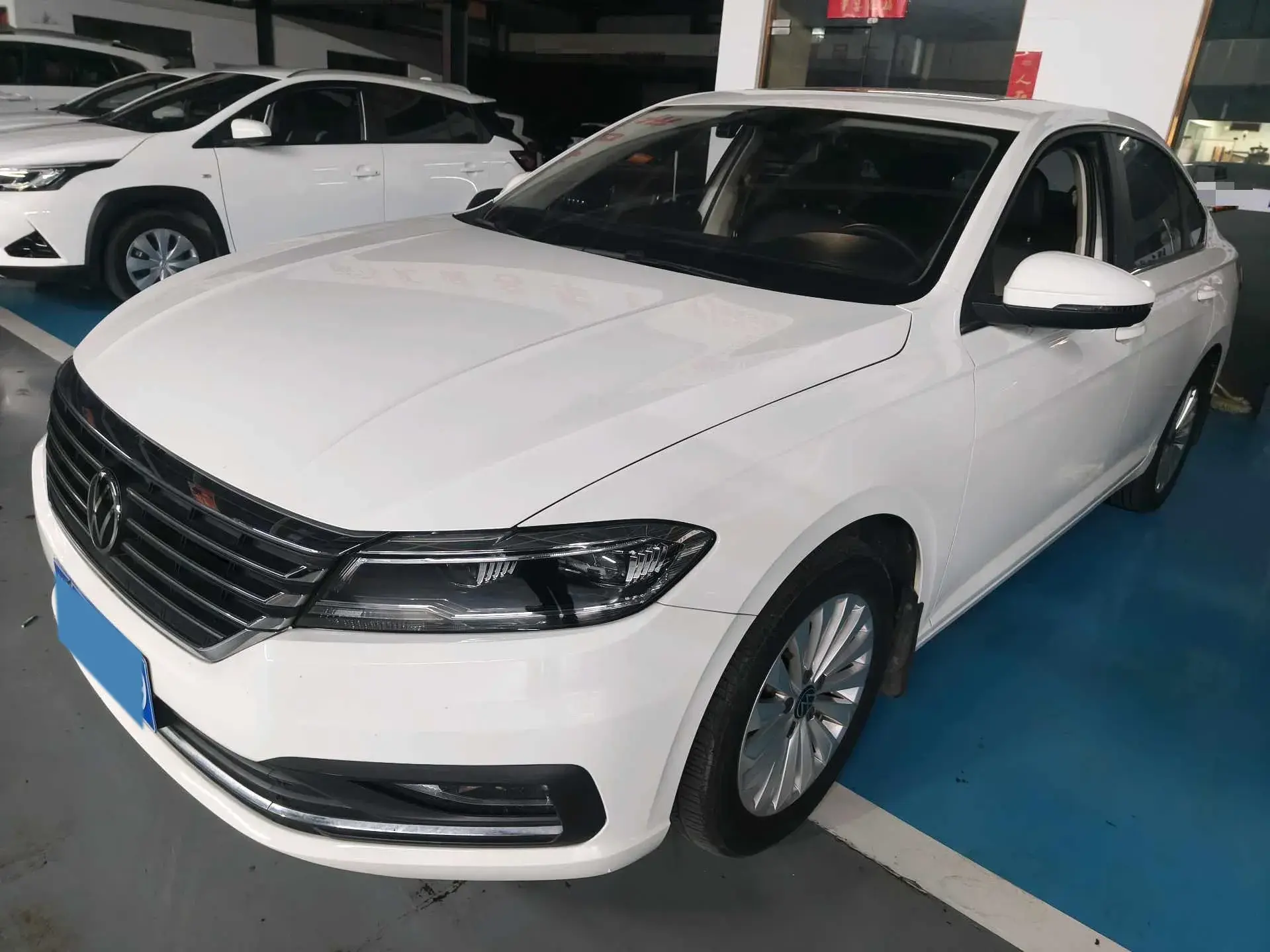 2021 VOLKSWAGEN LAVIDA view 1