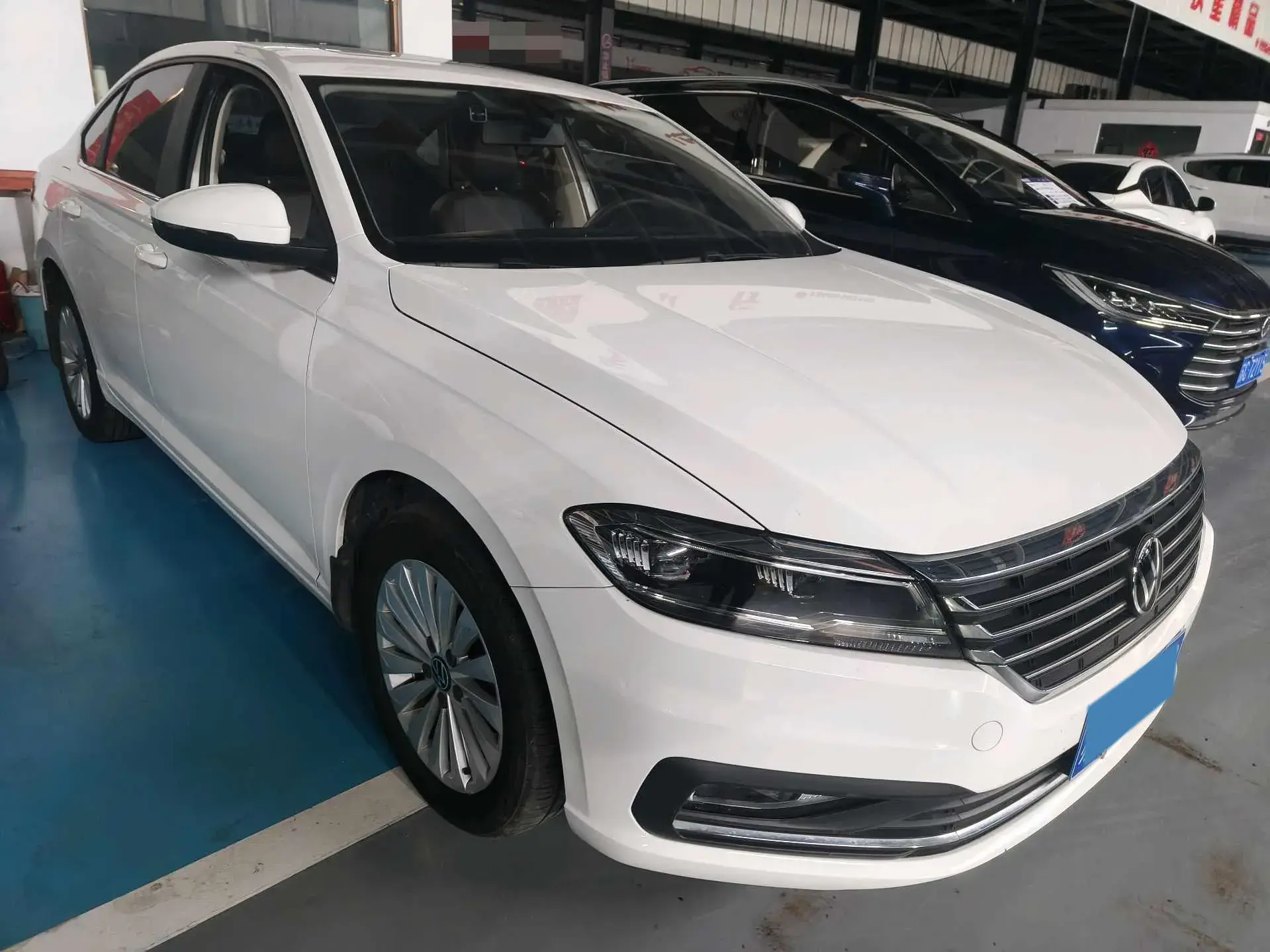 2021 VOLKSWAGEN LAVIDA thumbnail 2