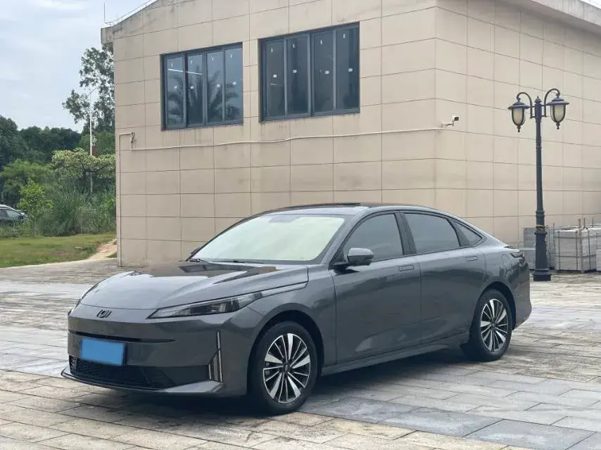 2024 CHANGAN QIYUAN view 1