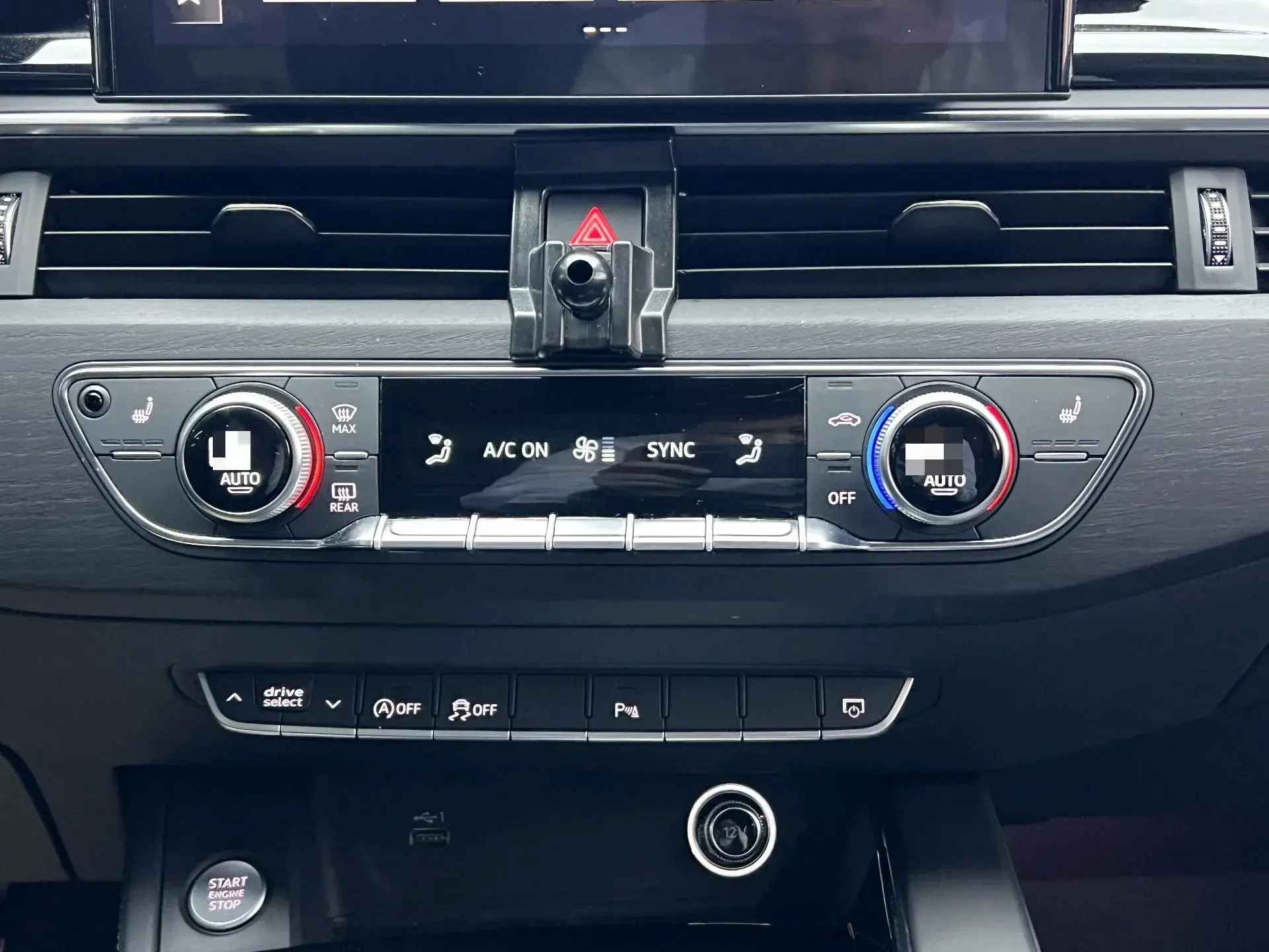 2024 AUDI A4L thumbnail 4