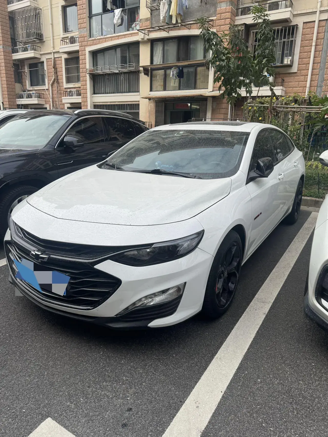 2021 CHEVROLET MALIBU view 1