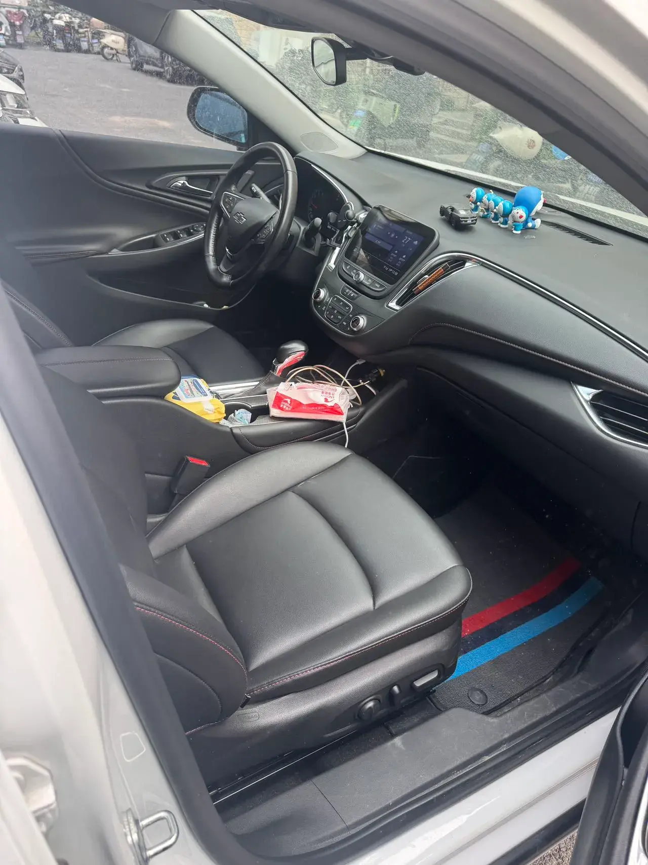 2021 CHEVROLET MALIBU thumbnail 4