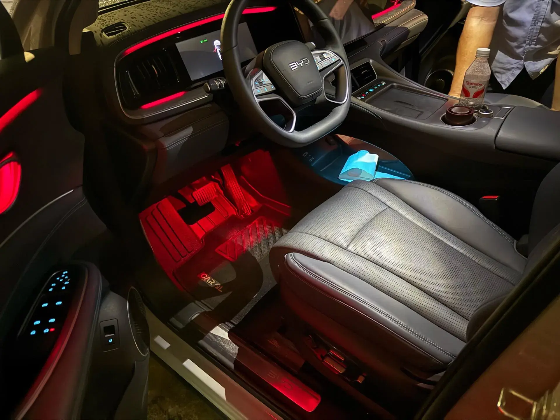 2025 BYD SEA thumbnail 3