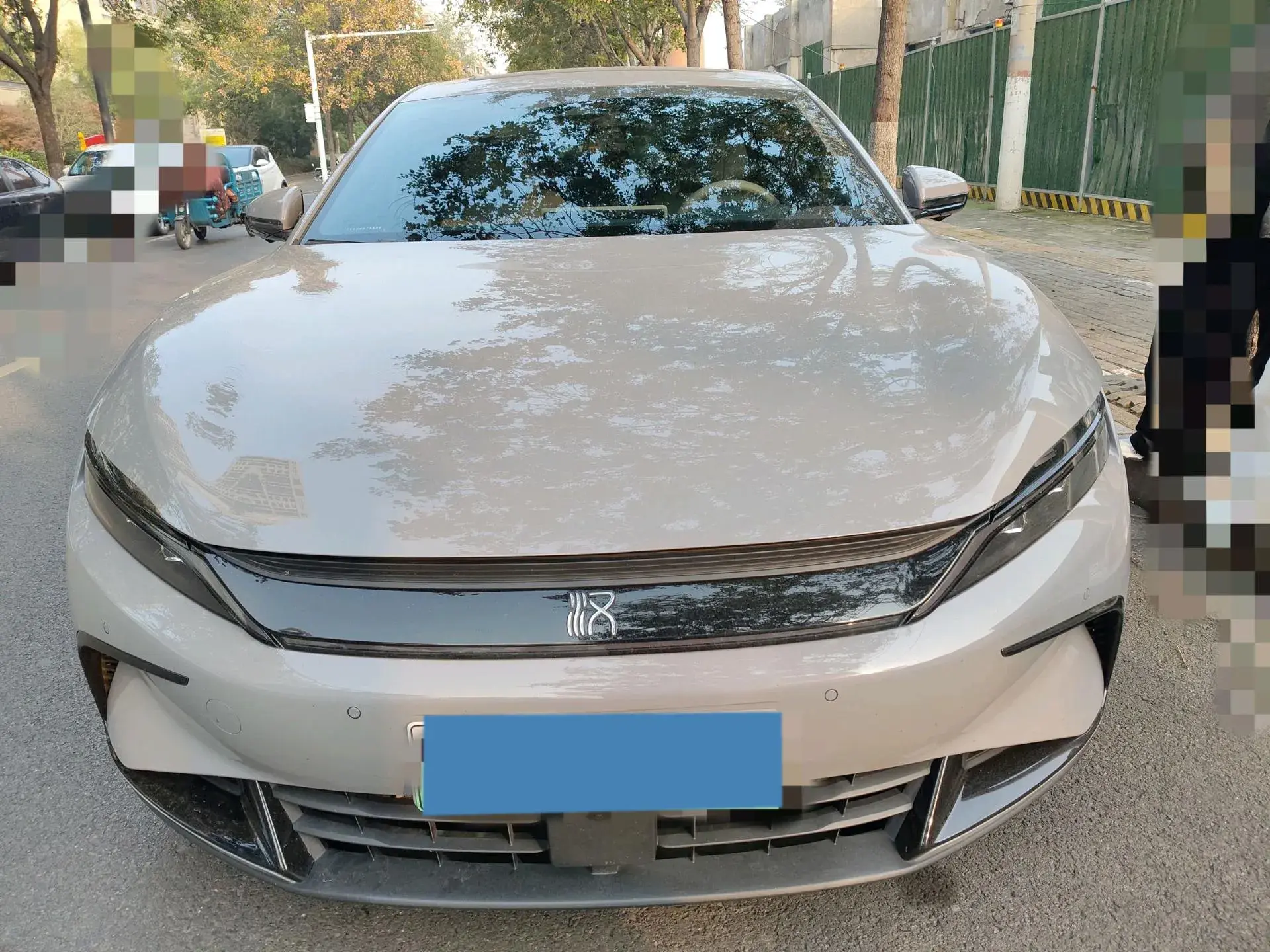 2025 BYD HAN thumbnail 2