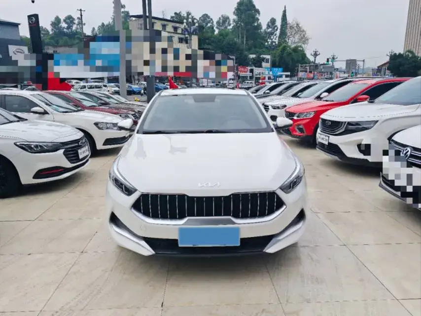 2021 KIA K3 thumbnail 2