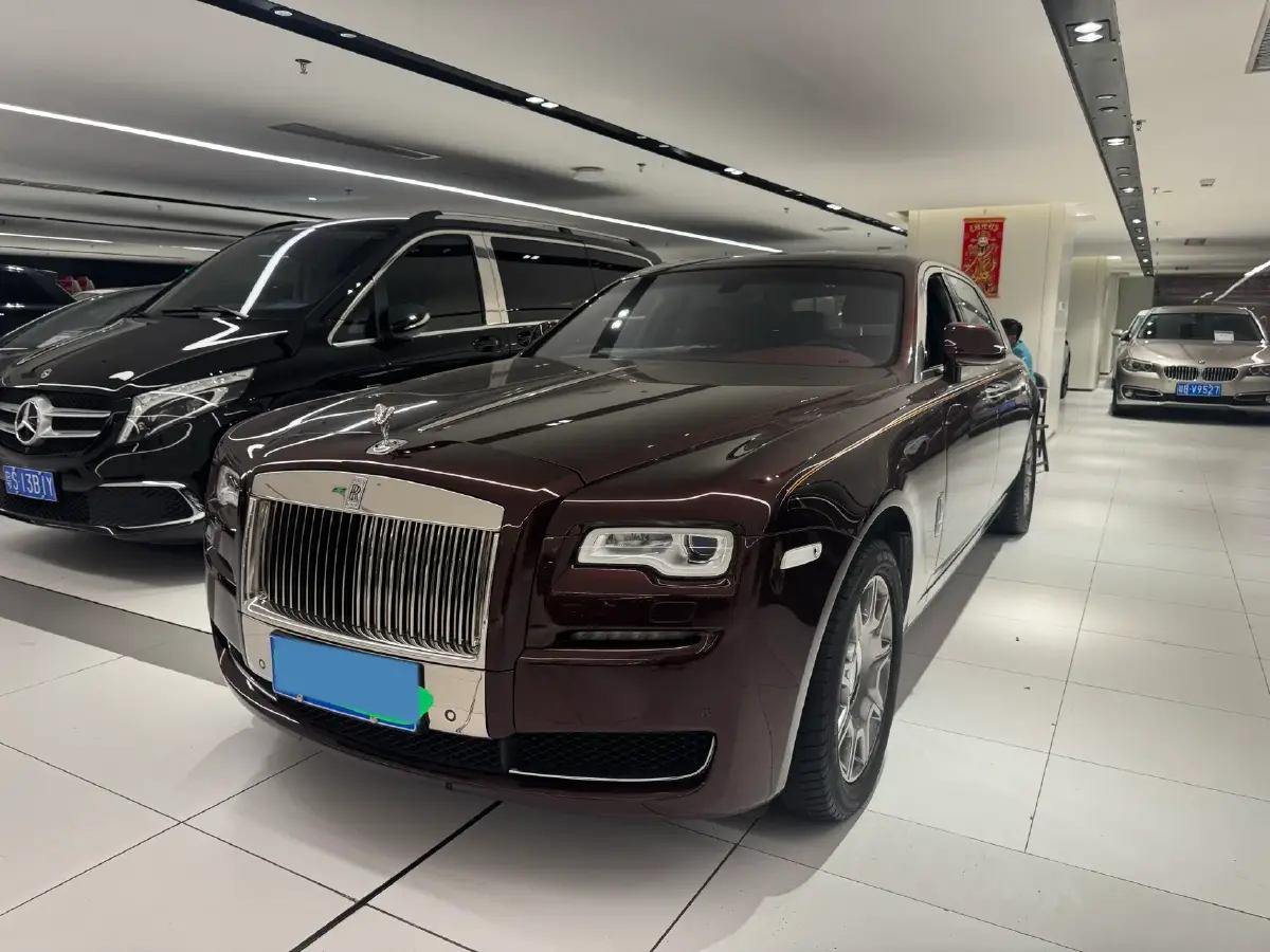 2015 Rolls-Royce Ghost 6.6T 571HP V12 8AT