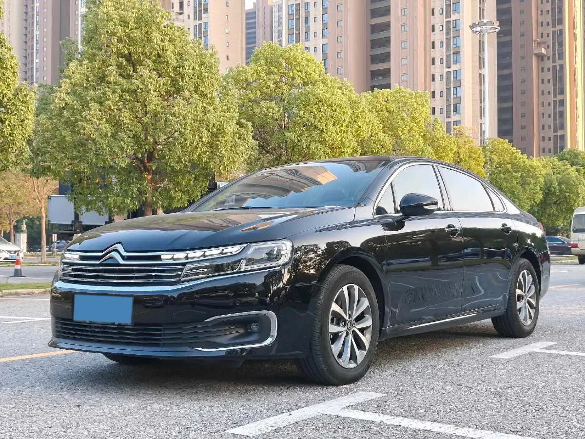 2022 Citroen C6 1.8T 211HP L4 8AT
