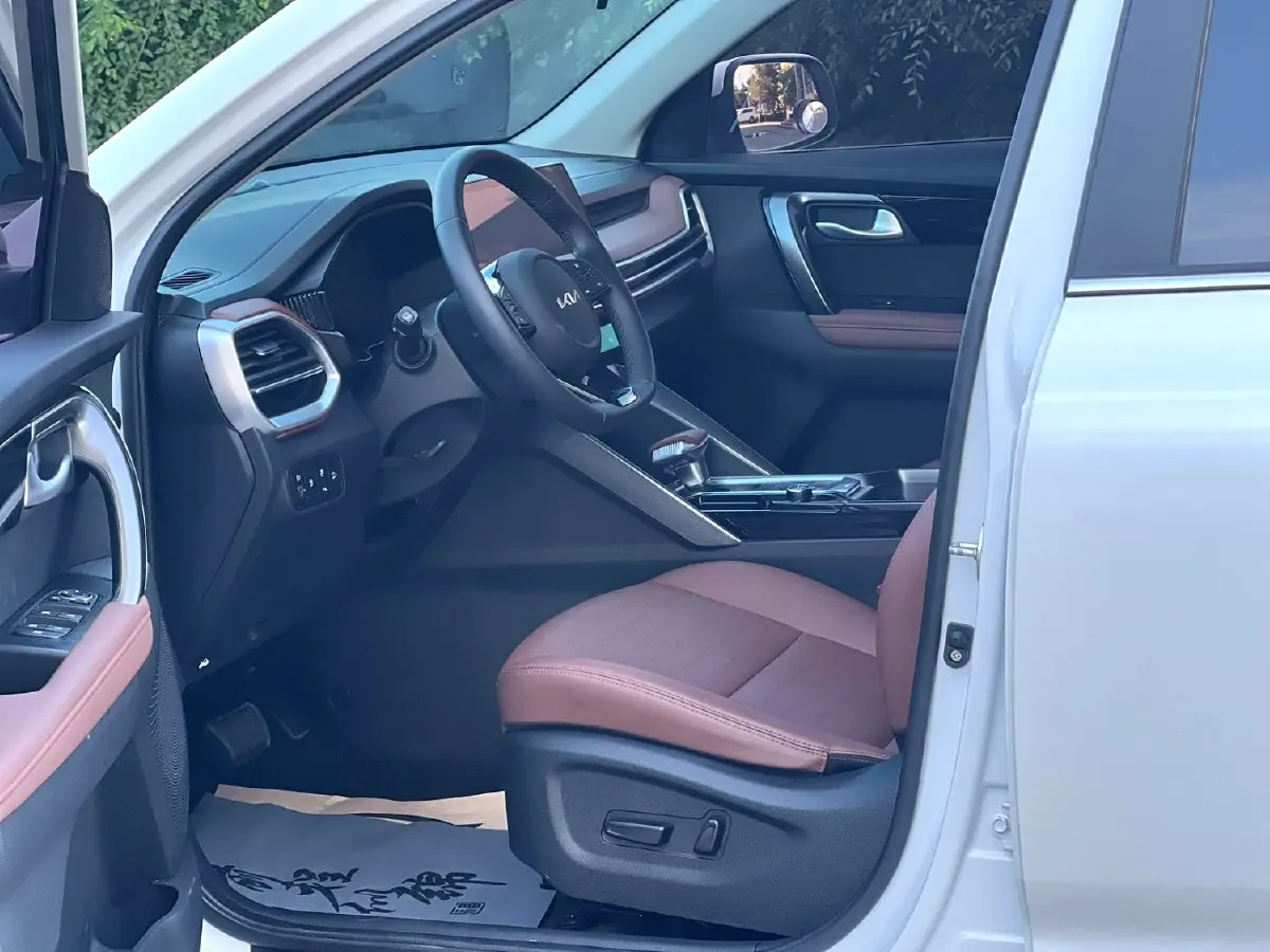 2021 Kia Sportage R 2.0L 161HP L4 6AT,autocango,china used car exporter,china ev exporter,chinese used car exporter,chinese used ev exporter