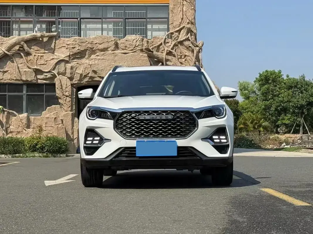 2024 JETOUR X70 thumbnail 2