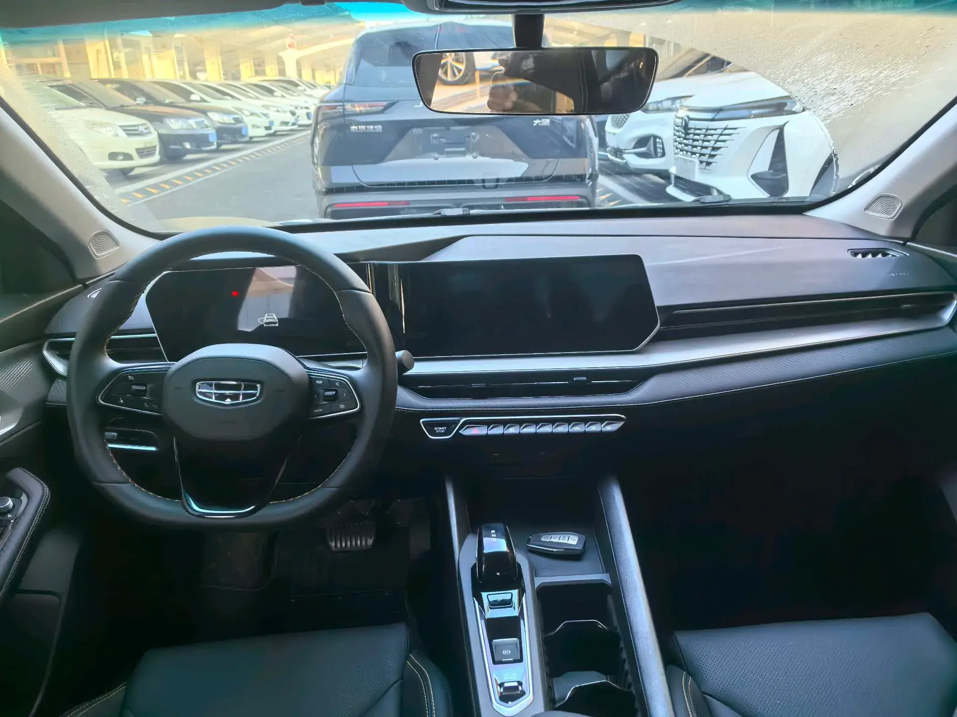 2024 GEELY BINRAY thumbnail 4