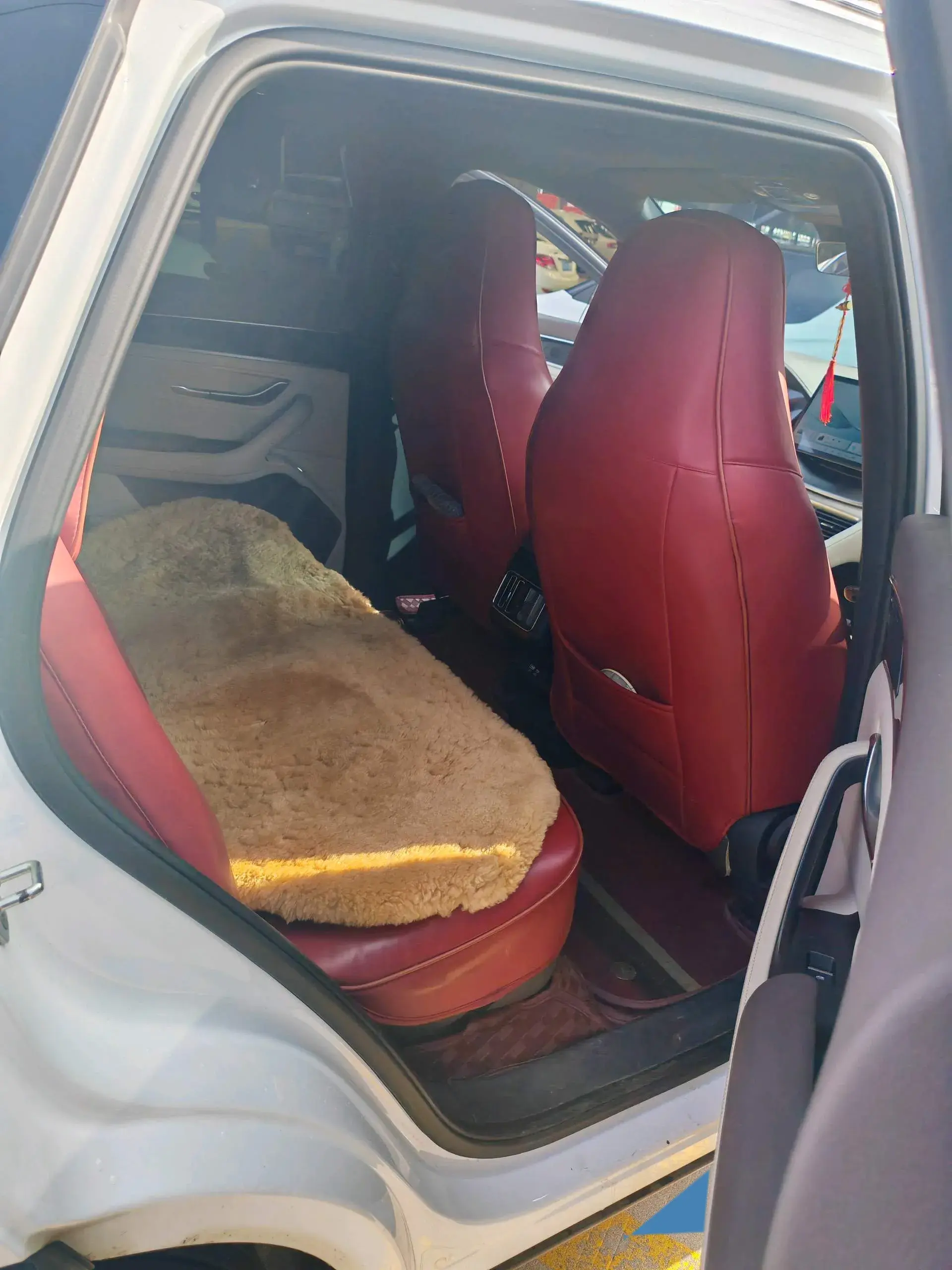 2025 BYD SONG thumbnail 3