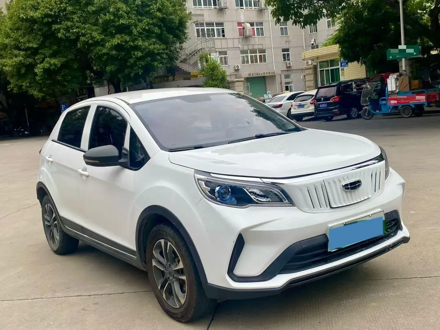 2021 GEOMETRY EX3 thumbnail 3